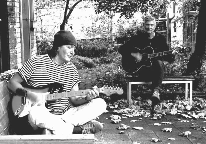 : White Nights gastiert am Abend des 31.8.24 auf der Freiluftbühne vor dem Theater im Pädagog in Darmstadt.