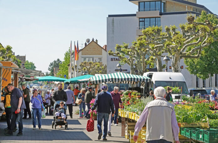 20250512_Wochenmarkt