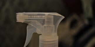 Unverpacktläden: Fehlende Gefahrenhinweise bei Reinigungsmitteln