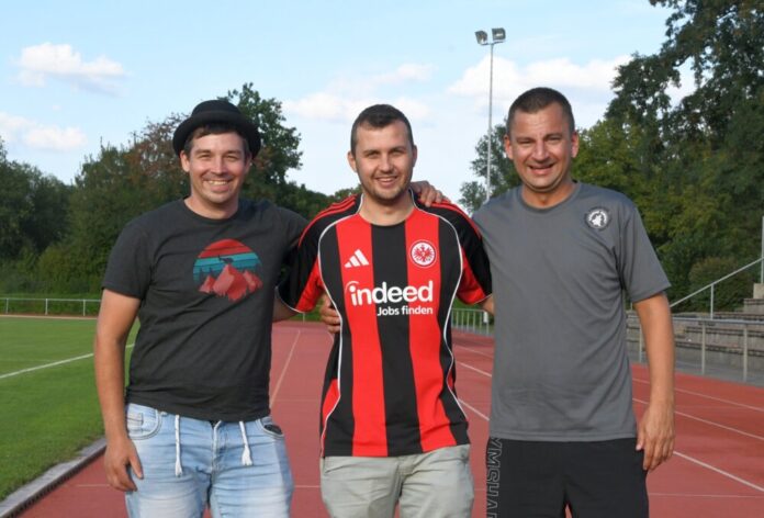 „Wanderfuchs“ und „Kernkraftwerk“ rennen 105 Runden durchs Gersprenzstadion Münster