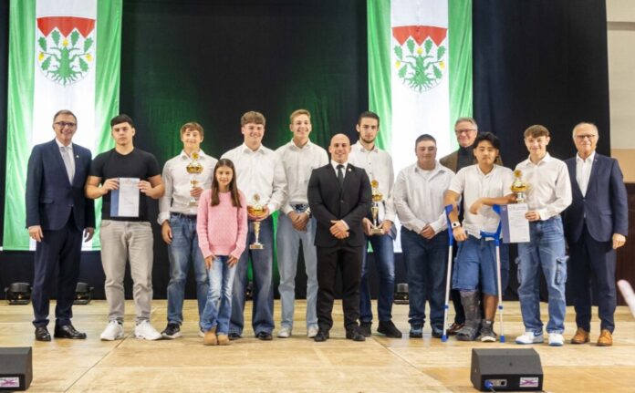 Titel Heusenstamm Sportehrung Bild 1