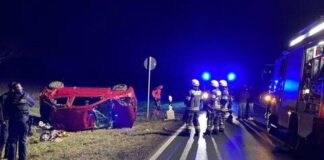 Auto überschlug sich: Zwei Leichtverletzte und Totalschaden auf L3317 in Dreieich