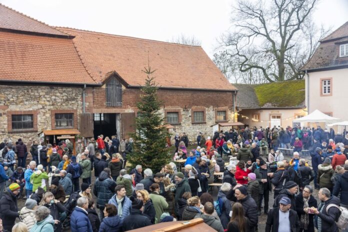 Weihnachtsmarkt Titel Heusenstamm Bild 1