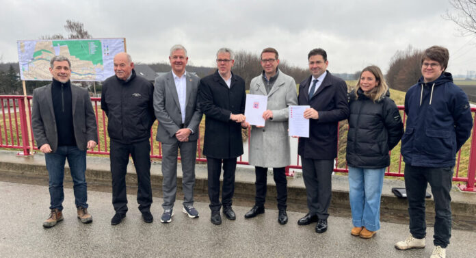 BÜ-Rheinflügeldeiche-2