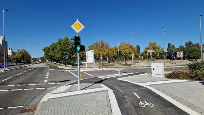 c9b376f9bb35d497527652f98c03b1db