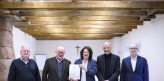 Dompfarrei St. Bartholomäus schenkt Stadt Frankfurt die Domkammer