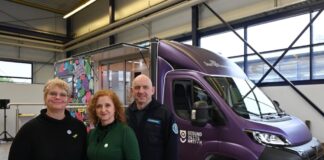 Gesundheitsamt Frankfurt erweitert Angebot für junge Menschen: FORT-Beratungsbus geht an den Start