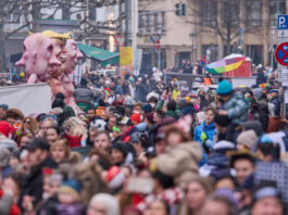 Frankfurt feiert das Fastnachtswochenende mit viel Humor und Helau