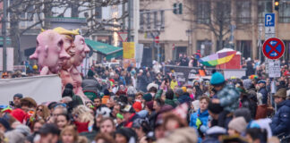 Frankfurt feiert das Fastnachtswochenende mit viel Humor und Helau