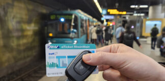 Frankfurt: Umweltprämie motiviert zum Umstieg vom Auto auf Bahn und Bus