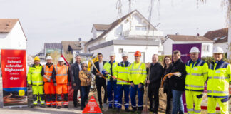 Glasfaser: Westconnect verkündet Baustart der Längstrassen in Obertshausen