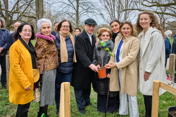 Petri-Adiel-Alter-Heuberger-Donath-Szepesi-Eskandari-Grünberg-Zapf-Rodriguez-Copyright-Stadt-Frankfurt-am-Main-Papadopoulos