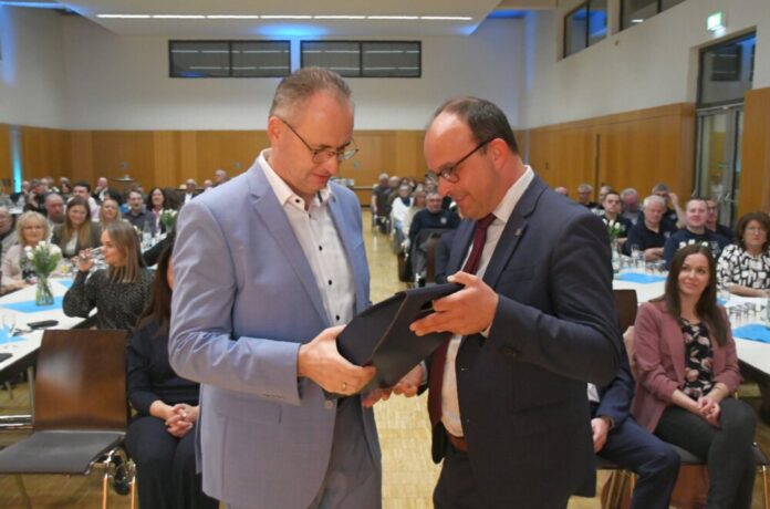 Verabschiedung mit 13-monatiger Verspätung Eppertshausen Bild 1
