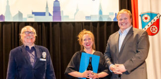 Kreatives Multitalent Pirkko Cremer mit dem Kulturpreis der Stadt Rodgau ausgezeichnet