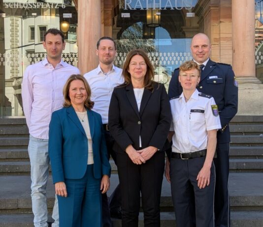 Landeshauptstadt Wiesbaden stellt Ergebnisse ihrer ersten LSBT*IQ-Befragung vor