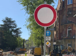 Sicherheit auf Baustellen in Wiesbaden: Absperrungen respektieren