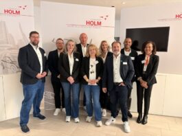 Kommunales Jobcenter des Hochtaunuskreises begleitet Kundinnen und Kunden zur Jobmesse Rhein-Main 2026