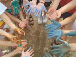 Aktion zum Weltspieltag „Digital wird analog“ auf der Kinder- und Jugendfarm Offenbach