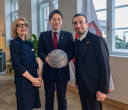 Konnichiwa: Oberbürgermeister von Yokohama zu Besuch in Frankfurt