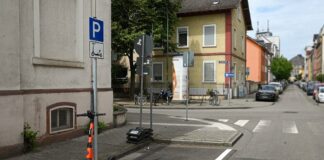Neue Stellflächen: Frankfurt weitet Parkverbotszonen für E-Scooter auf die Stadtteile aus