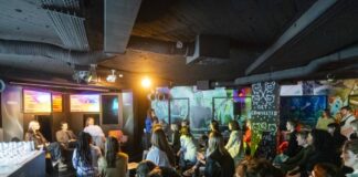 Mehr Vielfalt beim Scratchen: Eine „FLINTA* DJ Night“ bildete das Warm-up für den diesjährigen Pride Month in Frankfurt