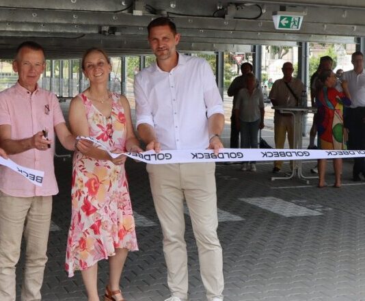 Neues Parkhaus eingeweiht: 210 zusätzliche Stellplätze an den Beruflichen Schulen Groß-Gerau