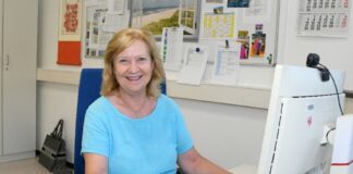 Schulleiterin Sabine Behling leitet seit 25 Jahren die Münsterer Schule auf der Aue