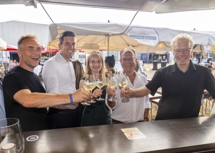 Weinfest Obertshausen Seite 4