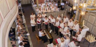„Serenade am Backes“ in Dudenhofen trotzt der Hitze