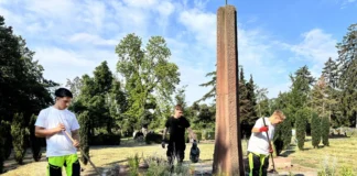 Azubis gestalten Gedenkort auf dem Neuen Friedhof Offenbach