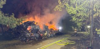 Großbrand auf Reitanlage in Heusenstamm