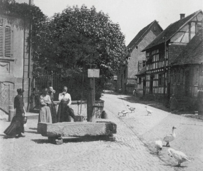 frauen-am-brunnen-1927