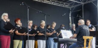 Polyhymnia Nieder-Roden bot gemeinsam mit Gastchören ein abwechslungsreiches Sommerkonzert
