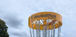 Neues Discgolf-Angebot auf den Sindlinger Mainwiesen