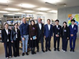 Chinesische Delegation besucht Stadtbücherei Langen
