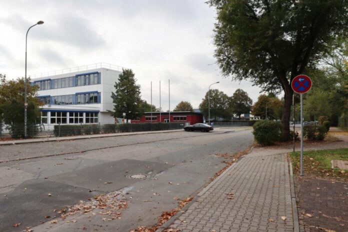 151026zimmerstrasse_parken
