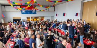 Gute Laune, originelle Kerbpuppen und jede Menge Stimmung in Hainstadt