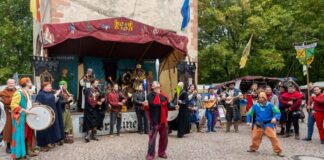 Mittelaltermarkt in Heusenstamm entführt in vergangene Jahrhunderte