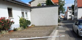 Höhenbegrenzer in Riedstadt umgefahren